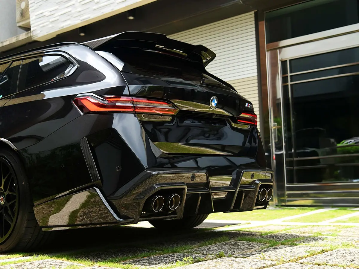 Sq-Aero Dry Carbon Fiber Roof Spoiler - G99 M5 Touring 2