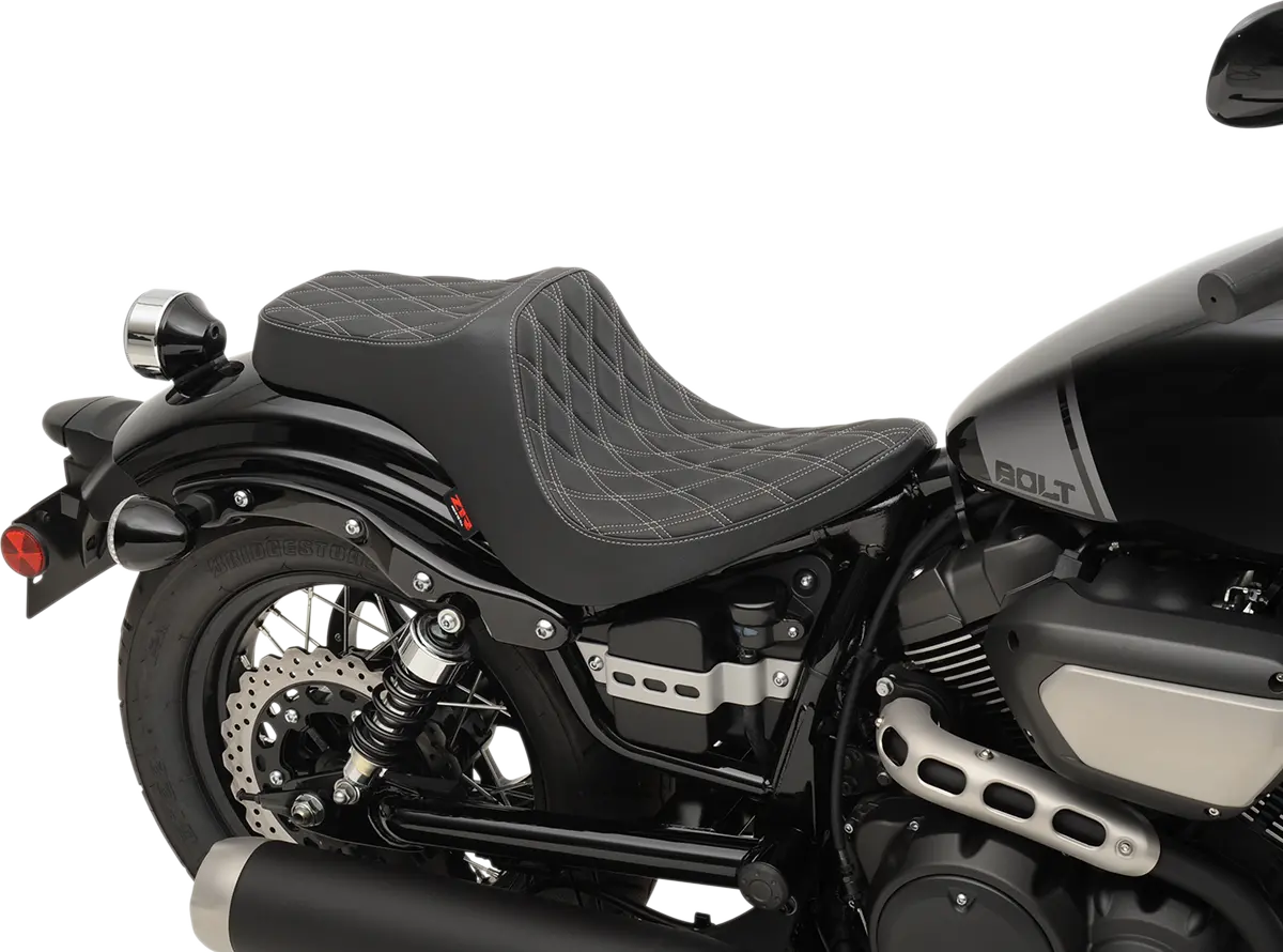Z1r Bolt/V-Star Predator Iii Seats - Diamond Stitched 1