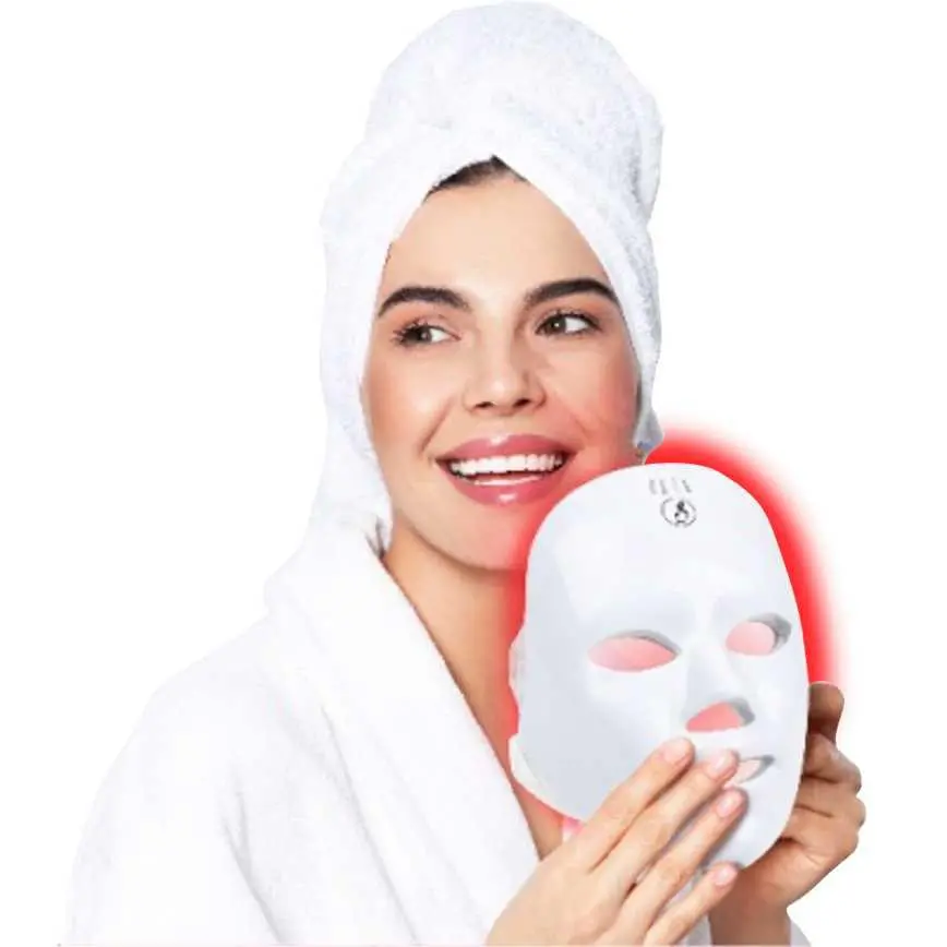 Elle Led Therapy Mask 1