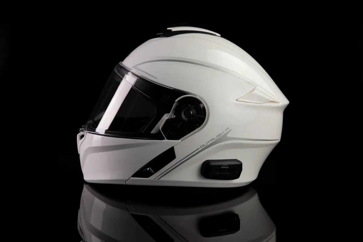 Sena Outrush R Helmet 6