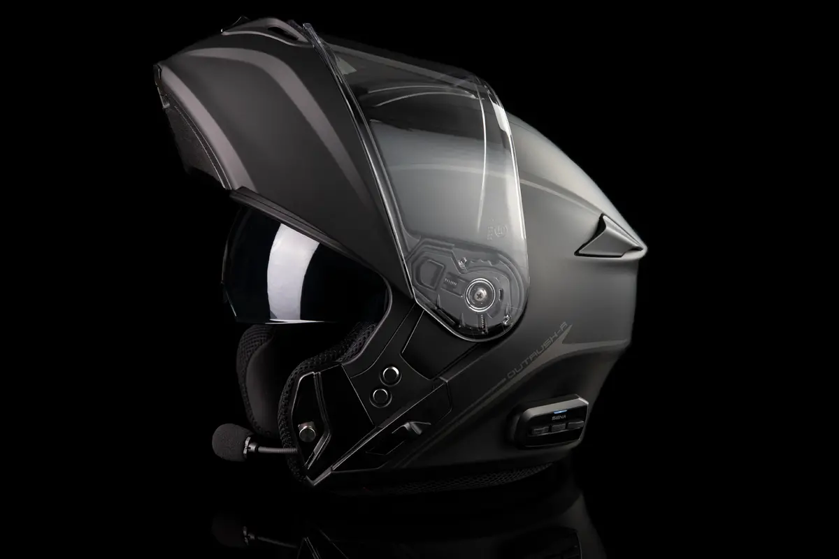 Sena Outrush R Helmet 3