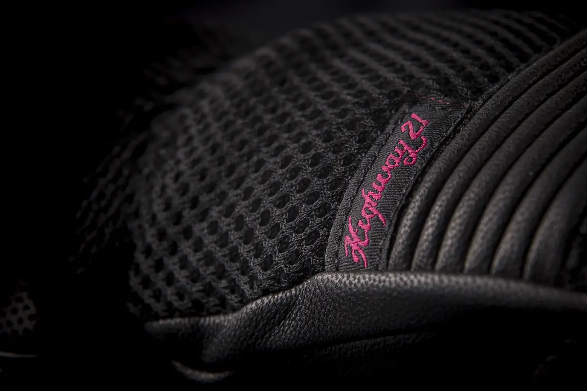 Women's Turbine Gloves 3