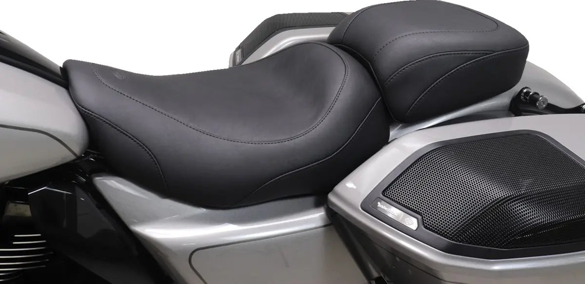 Mustang Wide Tripper™ Passenger Seat - Black Stitch - Flt/Flh '23-'25 88411 2