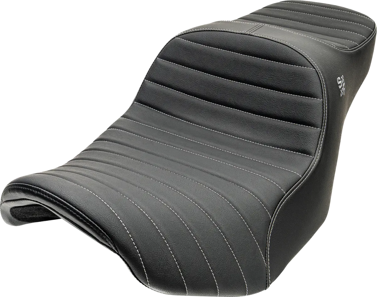 Slyfox Chariot Seat - Silver Classic Stitch - Silver Logo - Flh/Flt '23.5-'26 4729B 1