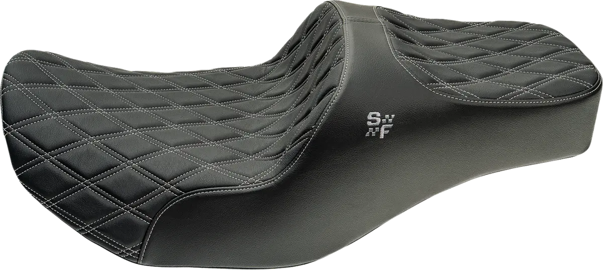 Slyfox Chariot Seat - Silver Double Diamond Stitch - Silver Logo - Flh/Flt '09-'23.5 4723D 2