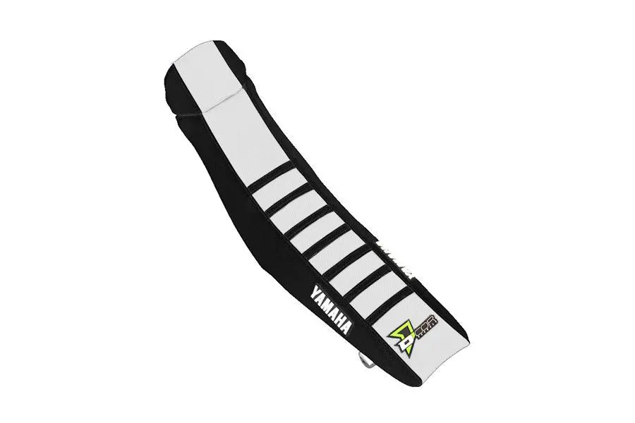 Seat Cover Black/White W/Ribs 1