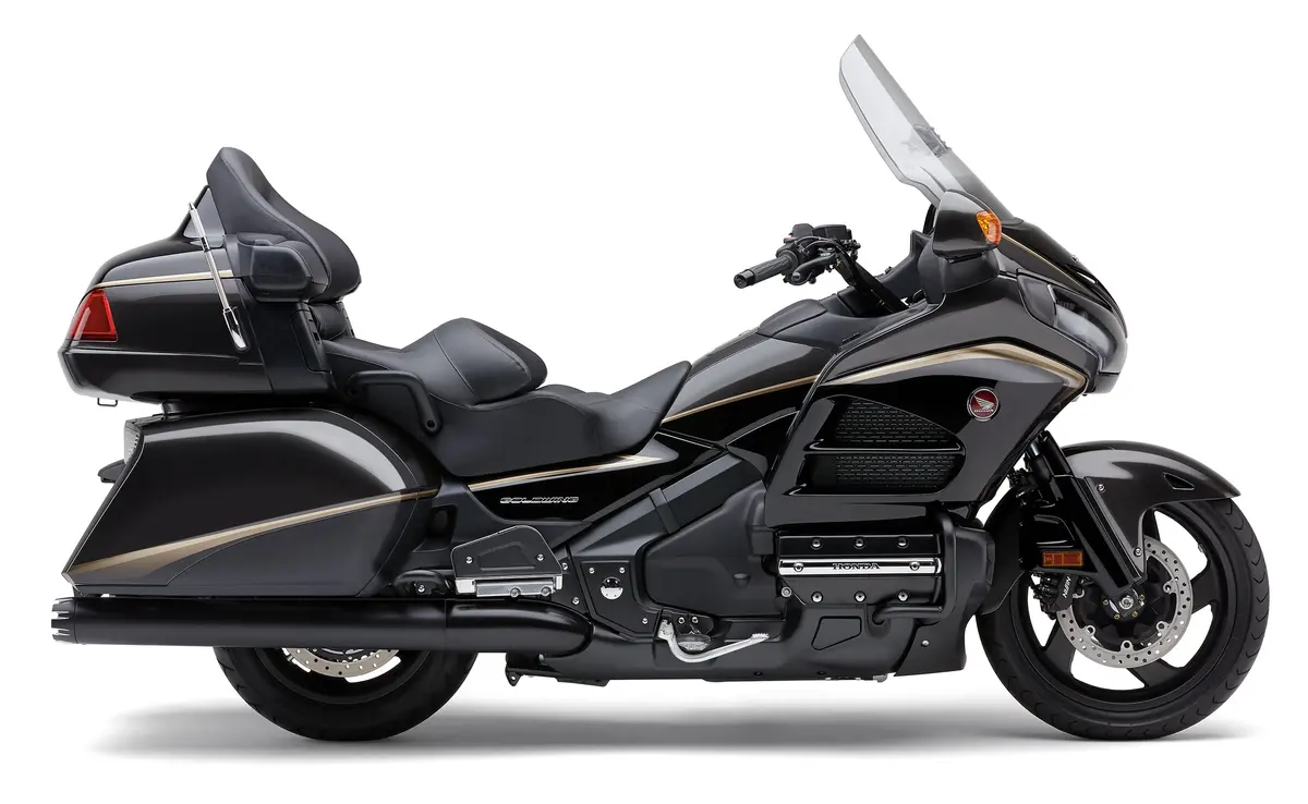 Slip On Mufflers For Honda, Yamaha, & Harley-Davidson Models 1