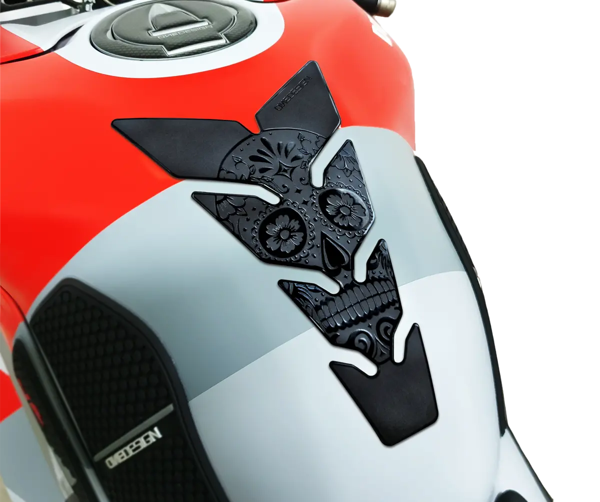 Ultra Thin Tank Pad Skull Black 1