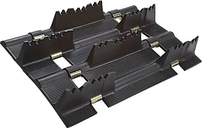 3.50 Pitch Challenger Extreme 165 X 3.00 16 Wide 1