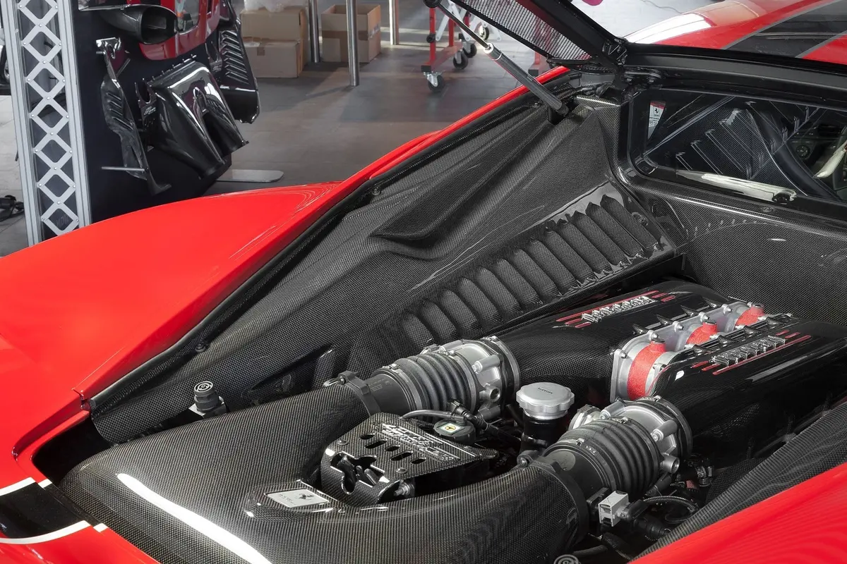 Capristo Carbon Fiber Side Engine Covers - Ferrari 458 Italia/ Speciale 1