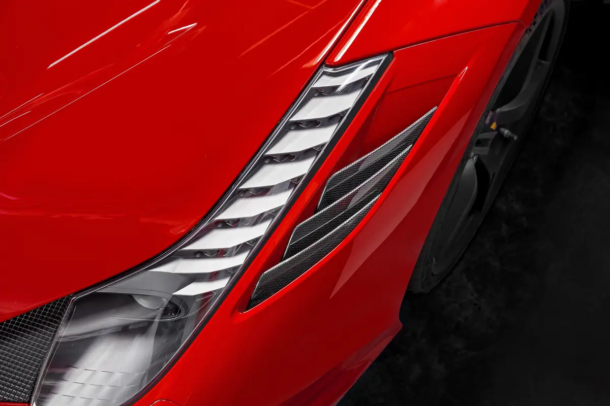 Capristo Carbon Fiber Air Outlet Ribs - Ferrari 458 Speciale 1