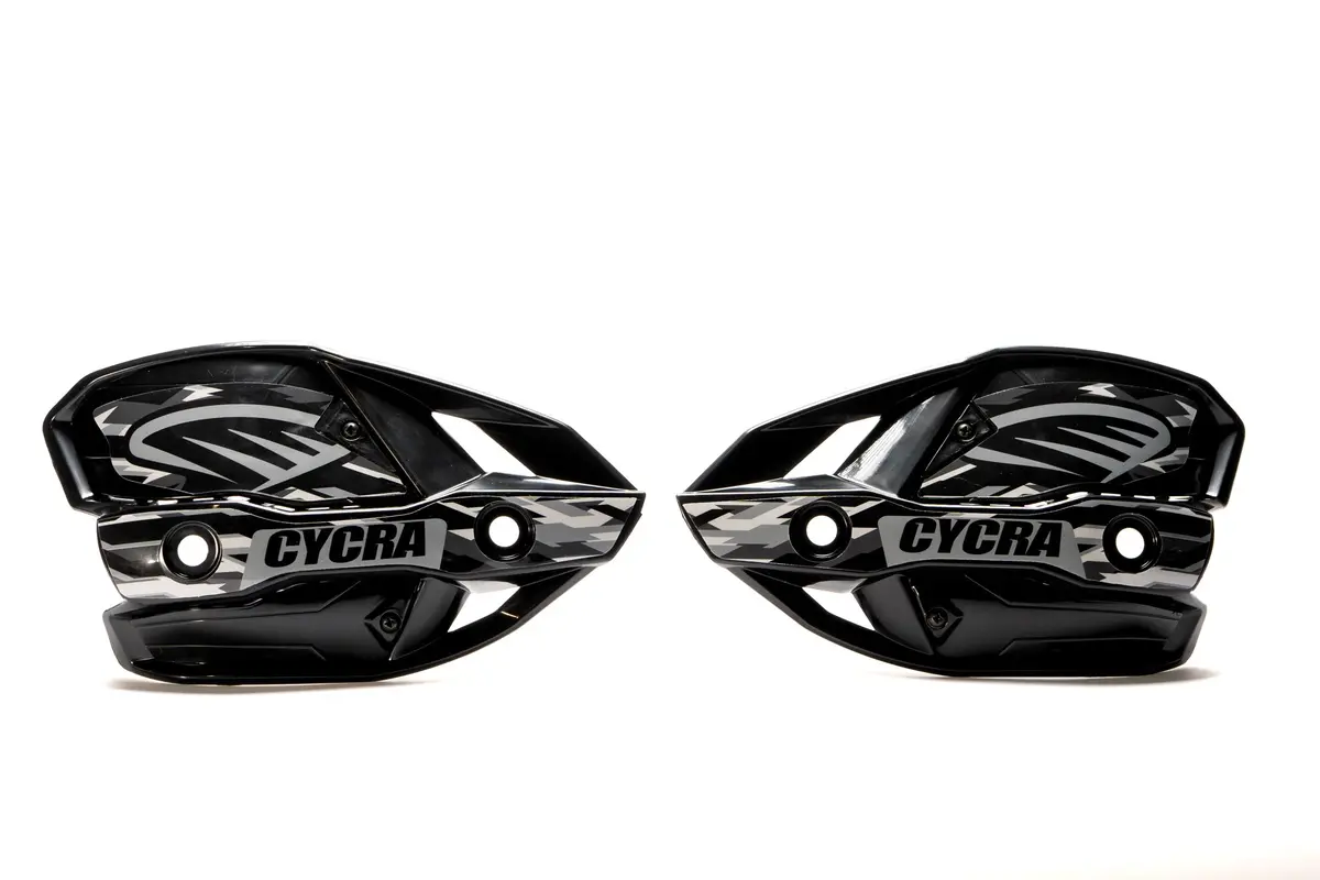 Ultra Handshields W/Covers Black 1