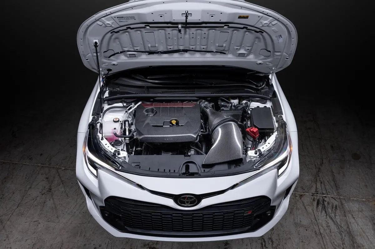 Eventuri Gr Corolla Carbon Engine Cover 2