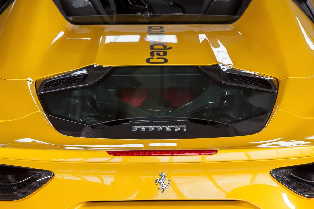 Capristo Carbon Fiber + Glass Bonnet - Ferrari 488 Gts/ Pista 2