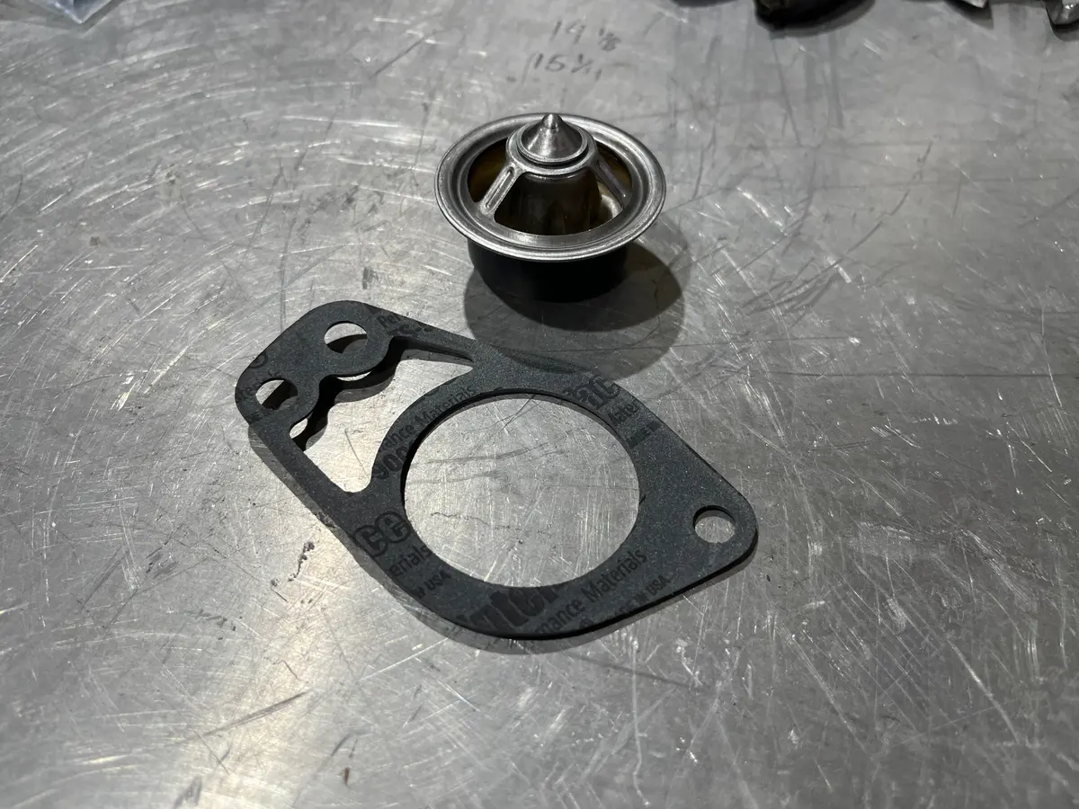 Oem Ford 6.9/7.3 Idi Thermostat 1