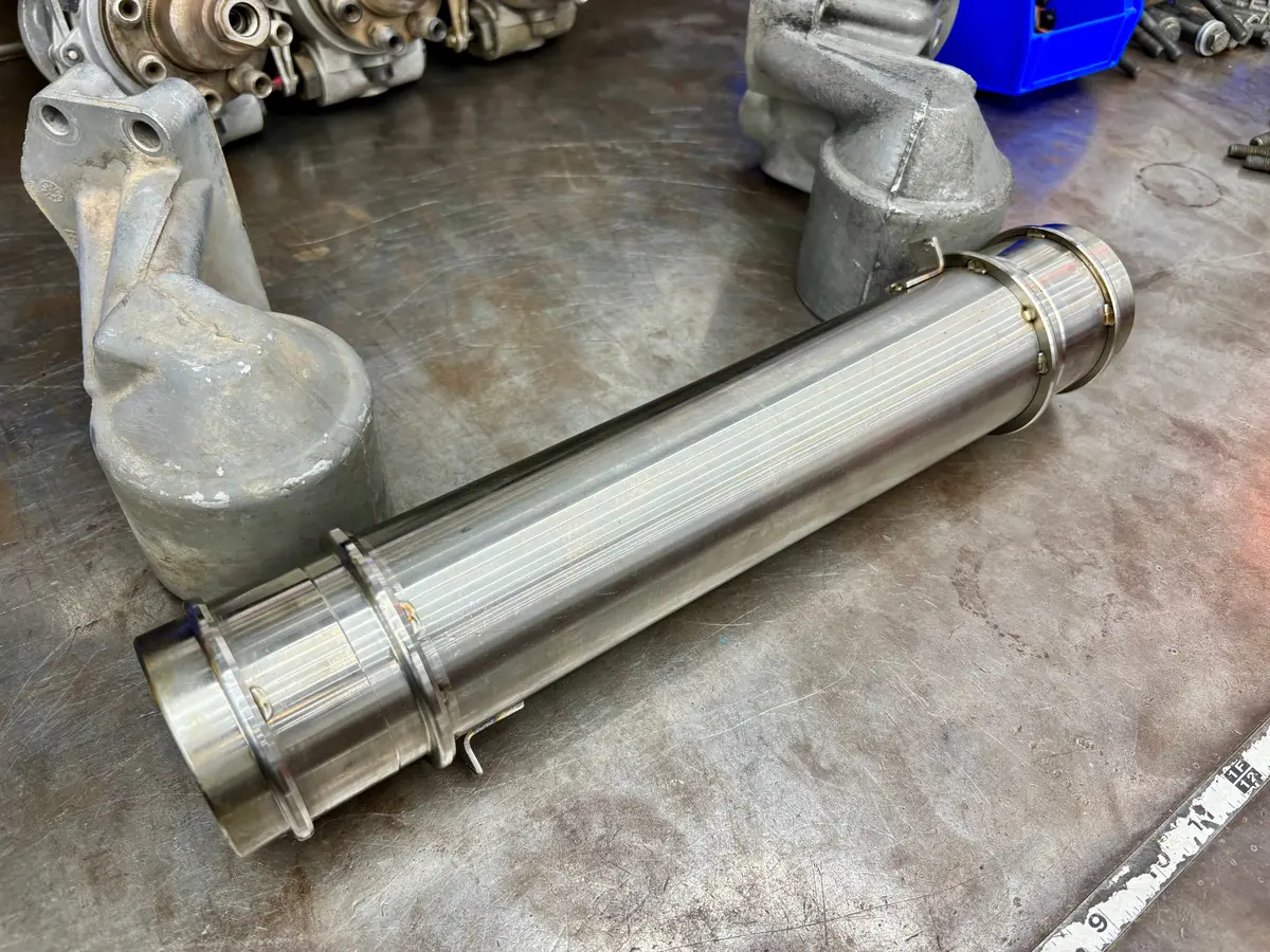 Cdd 6.9/7.3 Idi Stainless Steel Oil Cooler 1