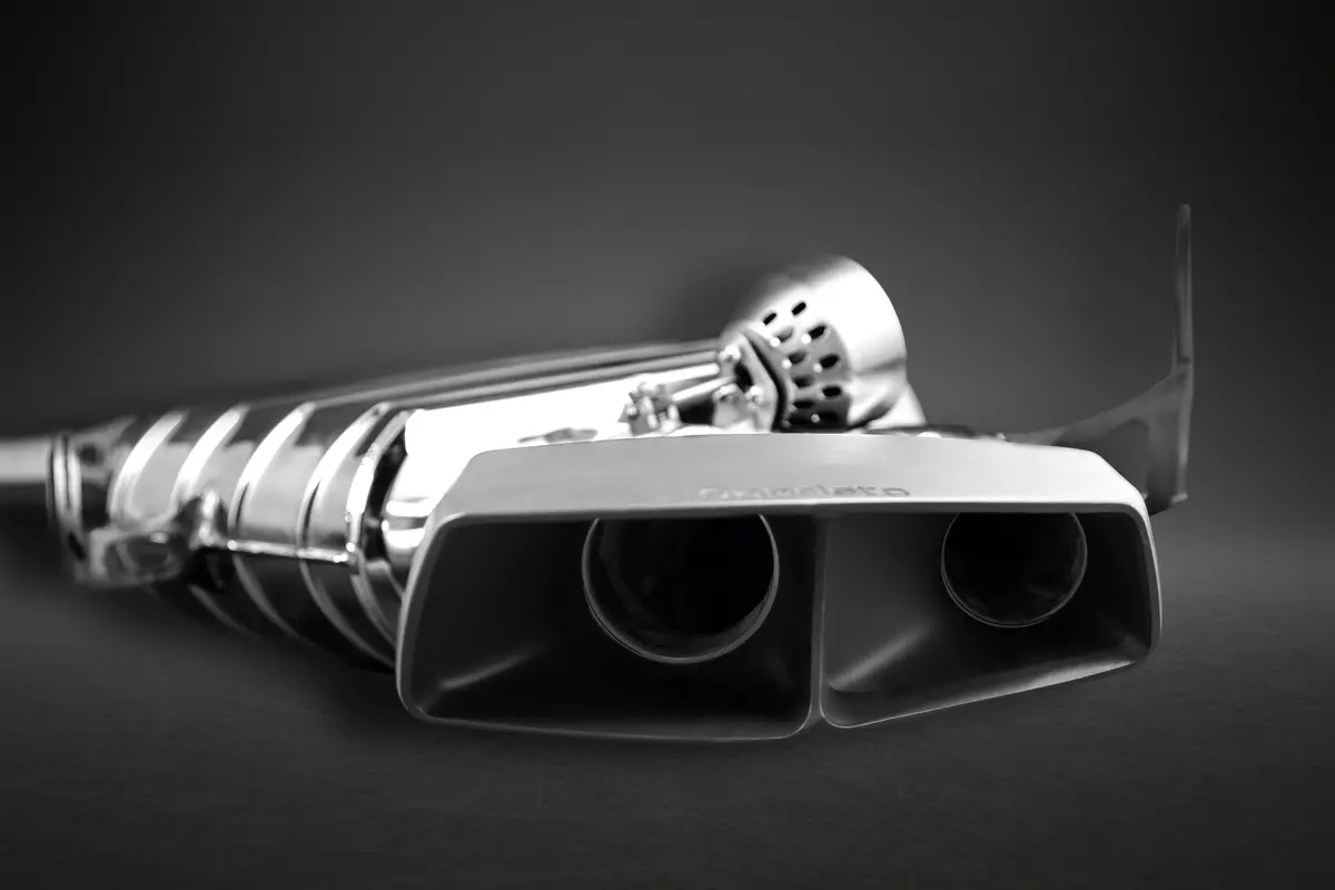 Capristo Valved Mufflers W Ceramic Tips (Ces3) - Mercedes Amg Ml63 (W164) 2