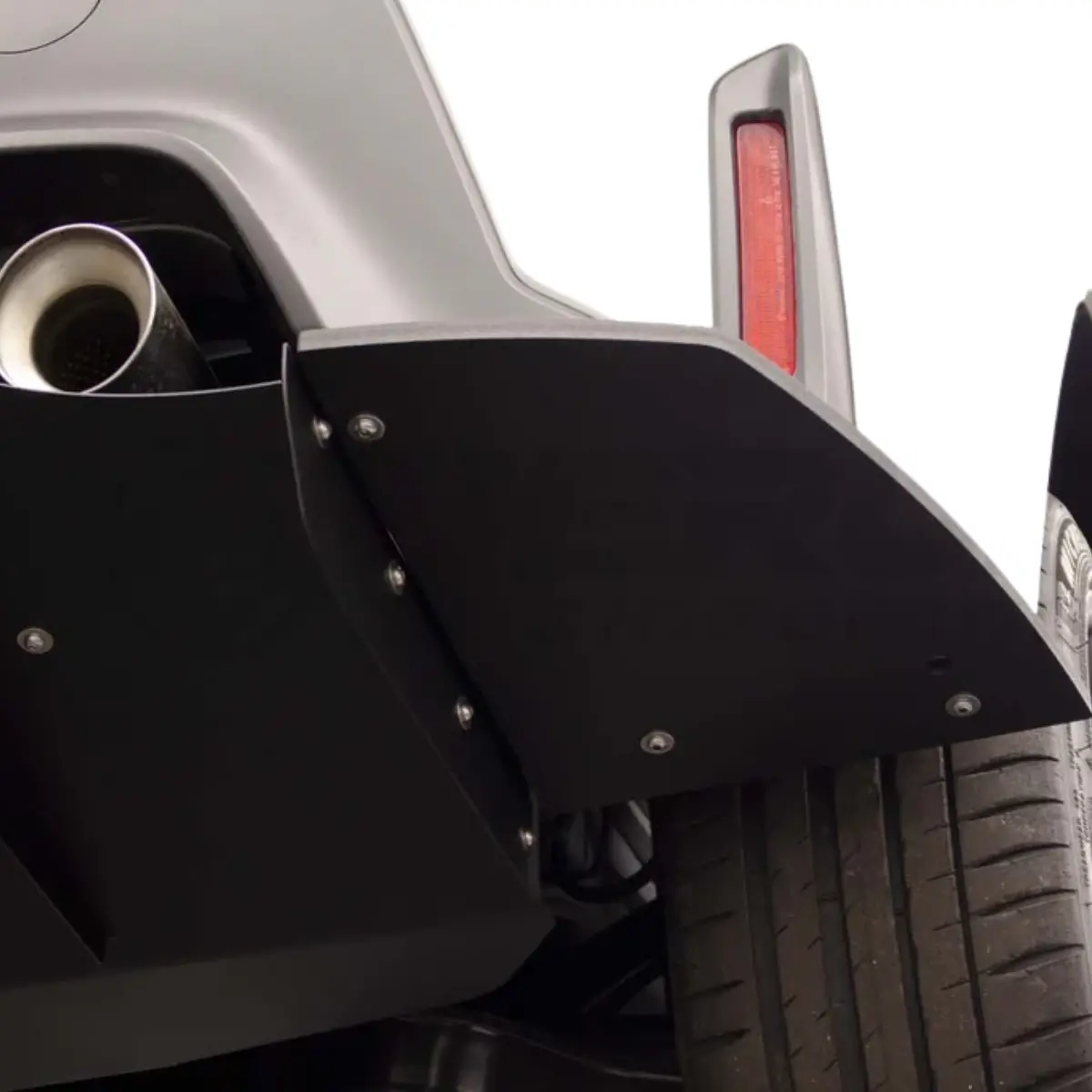 Verus Engineering Gr Corolla Rear Spat Kit 2