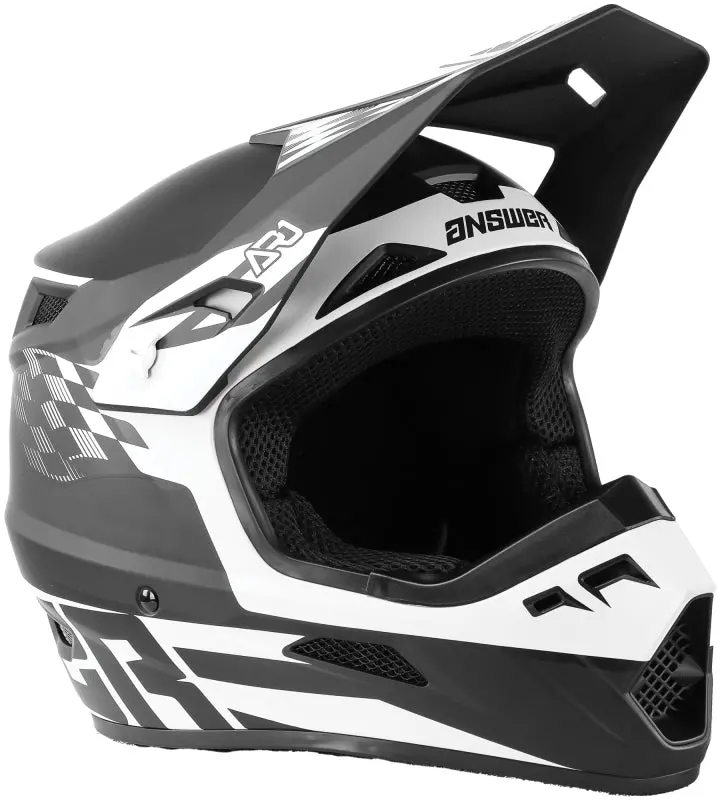 Answer Ar1 Sweep Helmet 24