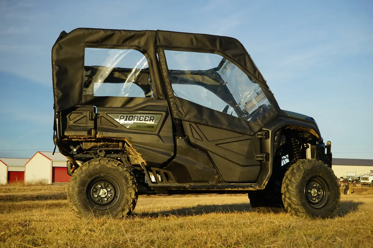 5 Soft Doors With Middle/Rear Windows Hon 1