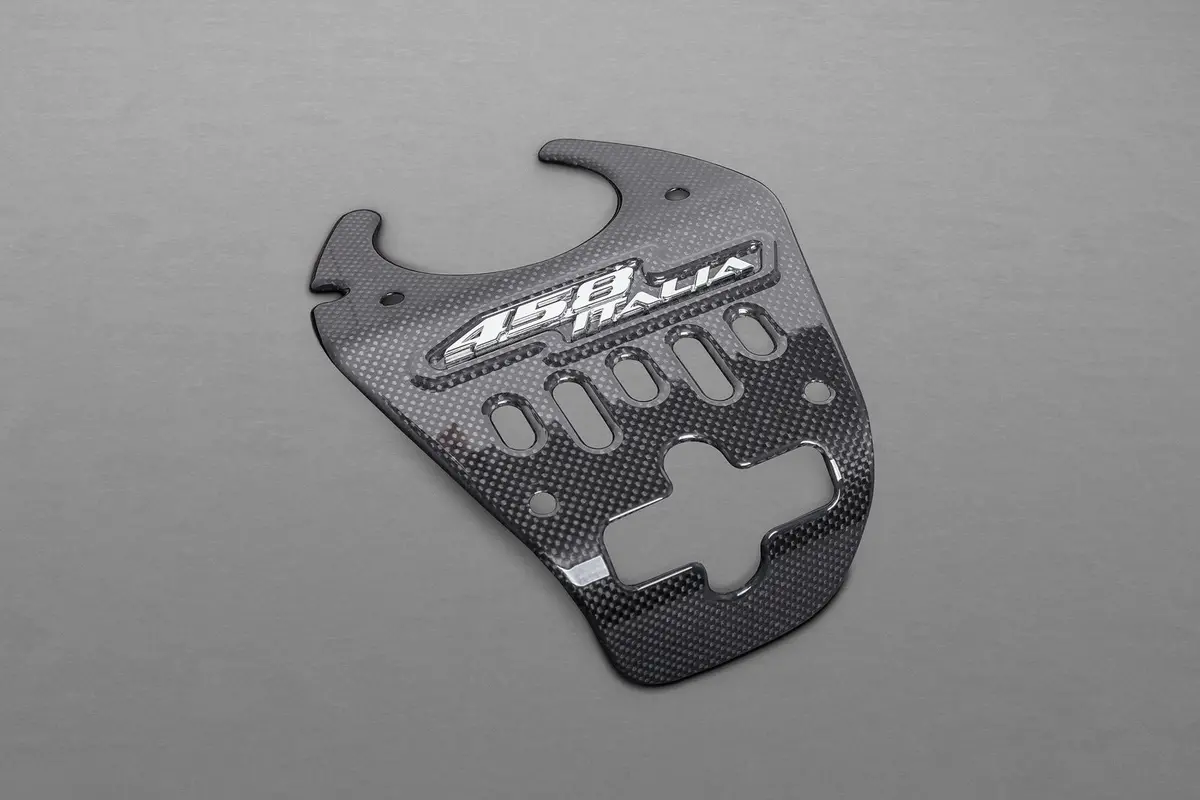 Capristo Carbon Fiber Lock Cover - Ferrari 458 Italia 1