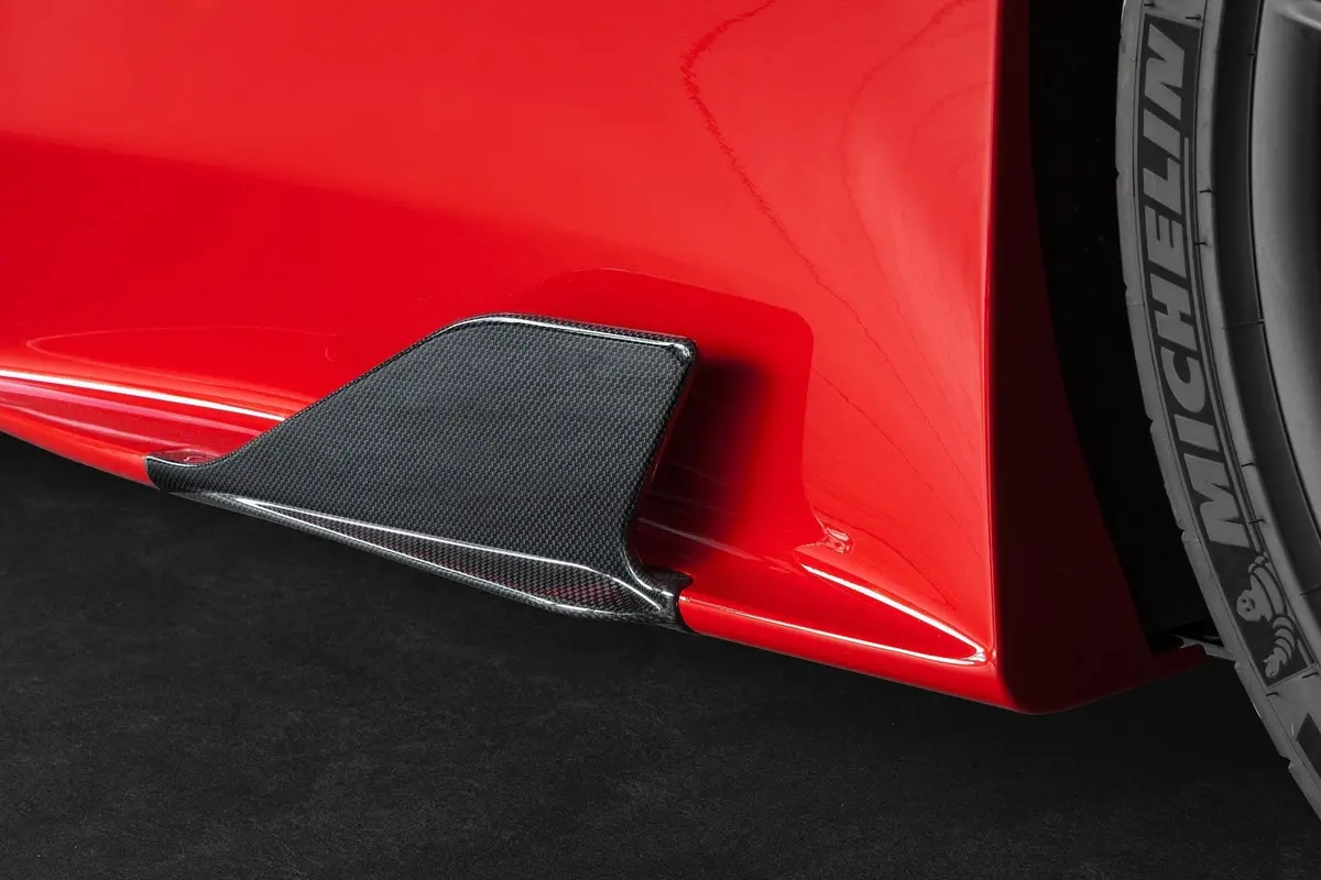 Capristo Carbon Fiber Side Fins - Ferrari 458 Speciale 1