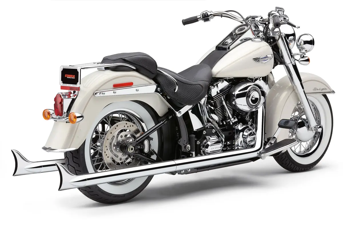 Bad Hombre True Dual Fishtails Chrome Softail 3