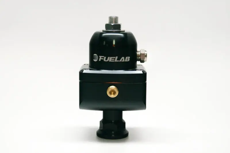 Fuelab 555 Carbureted Adjustable Fuel Pressure Regulator — 1–3 Psi Range, Black Anodized (-8An In, Dual -8An Out) 1